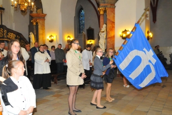 Poświęcenie sztandaru i obrazu (19.10.2014)  -3