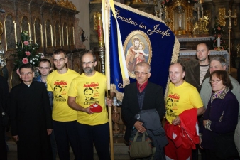 Poświęcenie sztandaru i obrazu (19.10.2014)  -81